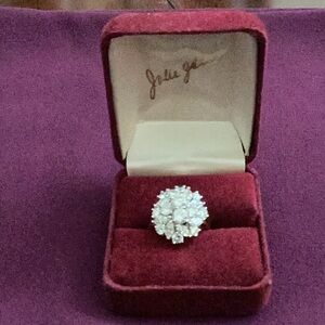 Lovely Cocktail ring, size 6.